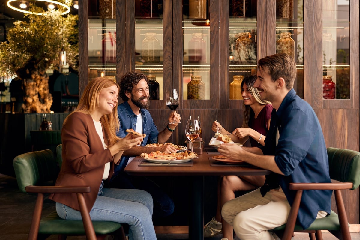 Restaurant dining